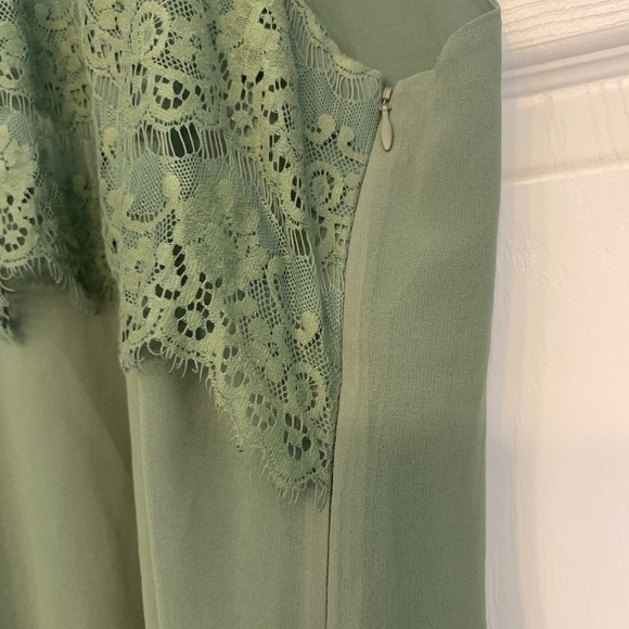 Banana Republic high neck tank top - Picture 3 of 4